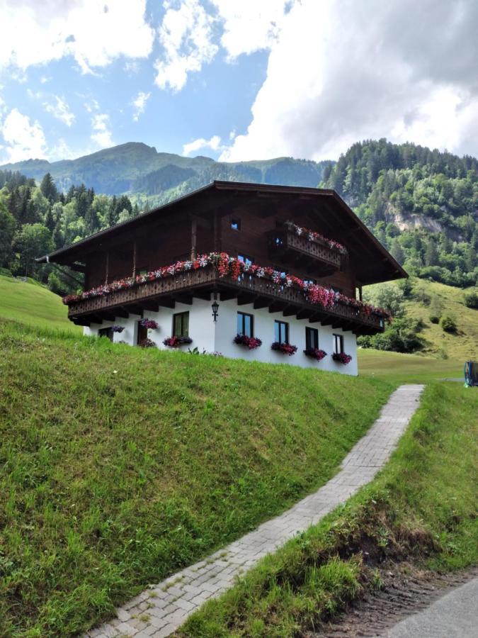 Apartamento Bio-Bauernhof Schiederhof Fusch an der Grossglocknerstrasse Exterior foto